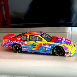 Dale Earnhardt Sr #3 1:24 Goodwrench Service Plus Peter Max 2000 Monte Carlo